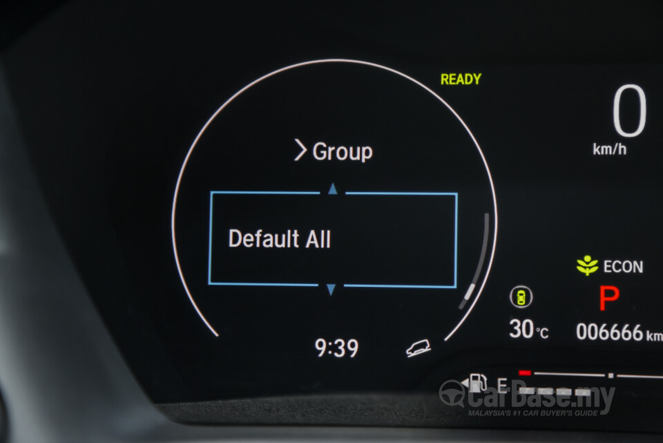 Honda HR-V RV (2022) Interior