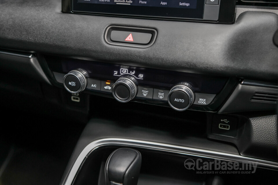 Honda HR-V RV (2022) Interior