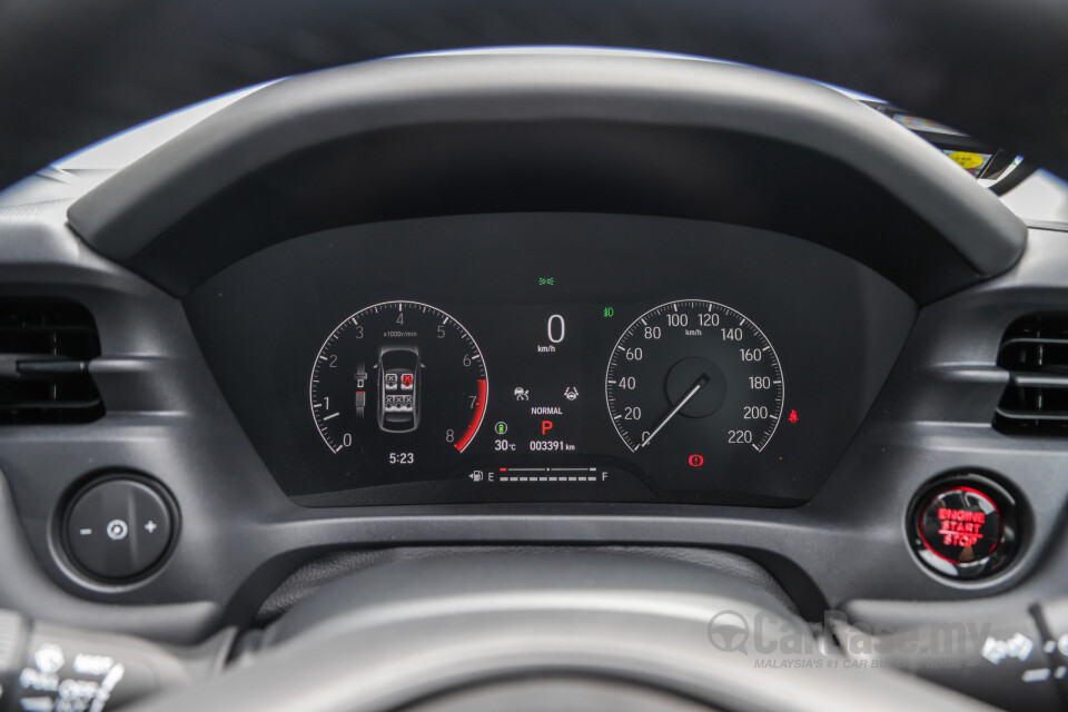 Honda HR-V RV (2022) Interior
