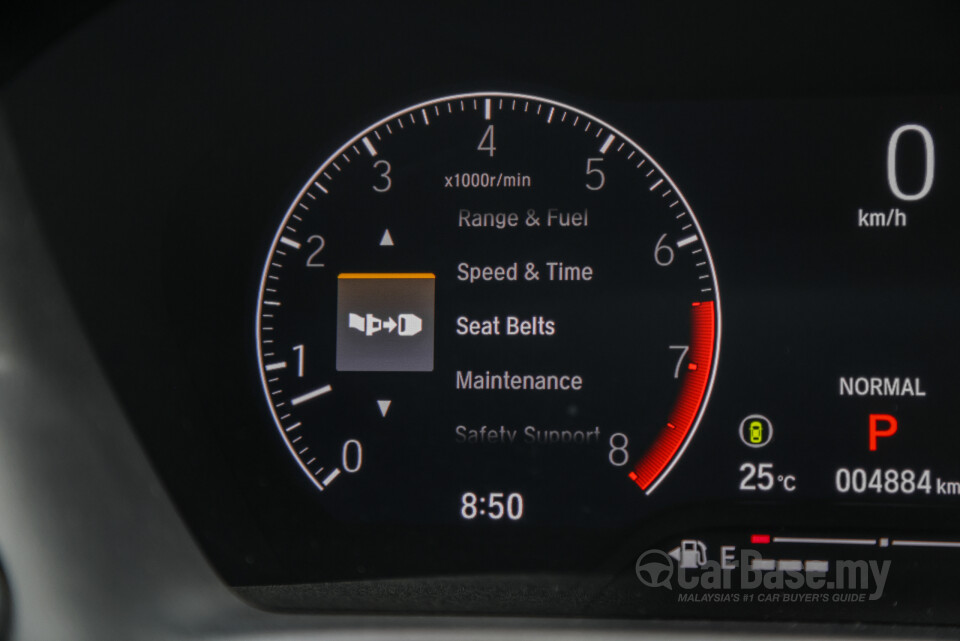 Honda HR-V RV (2022) Interior