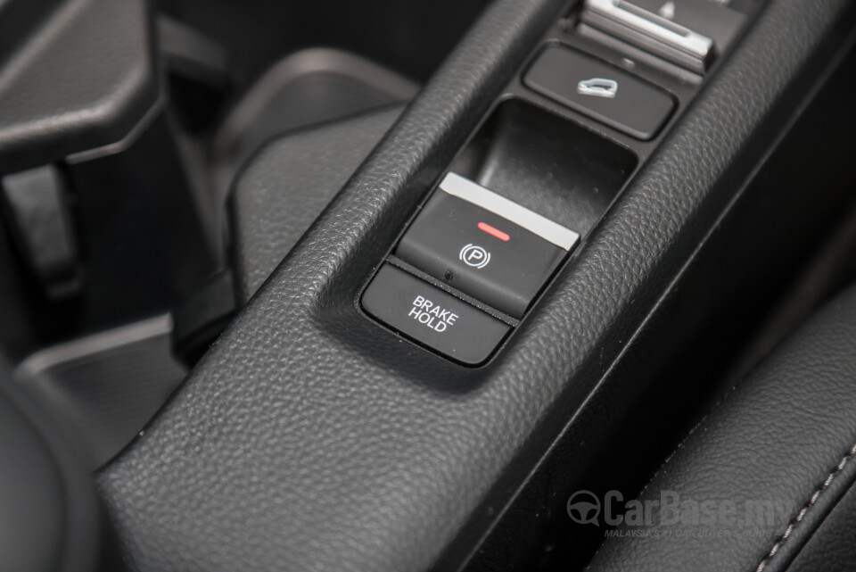 Honda HR-V RV (2022) Interior