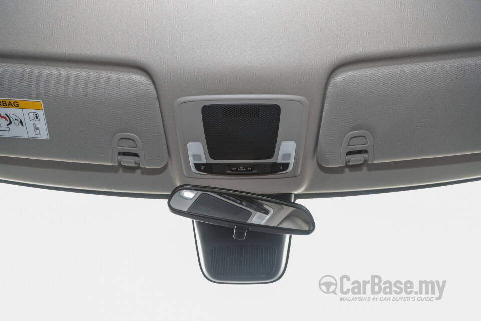 Honda HR-V RV (2022) Interior