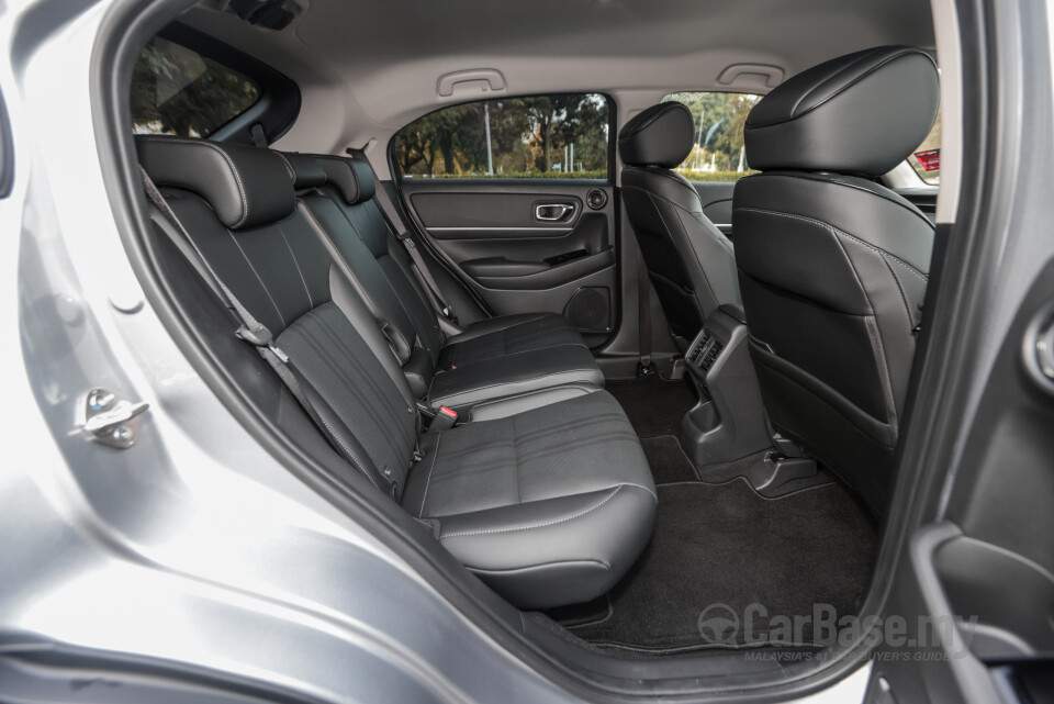 Honda HR-V RV (2022) Interior