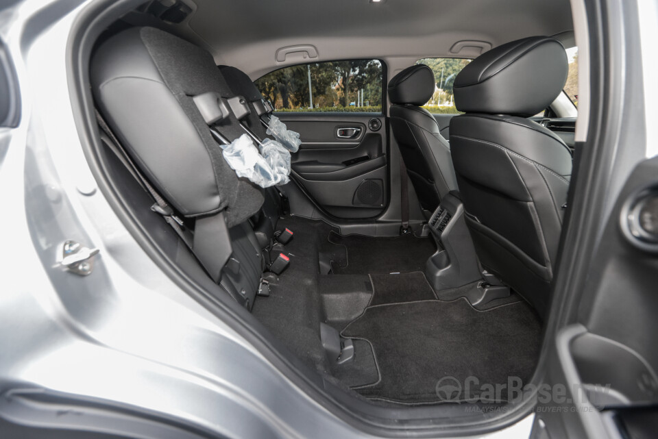 Honda HR-V RV (2022) Interior