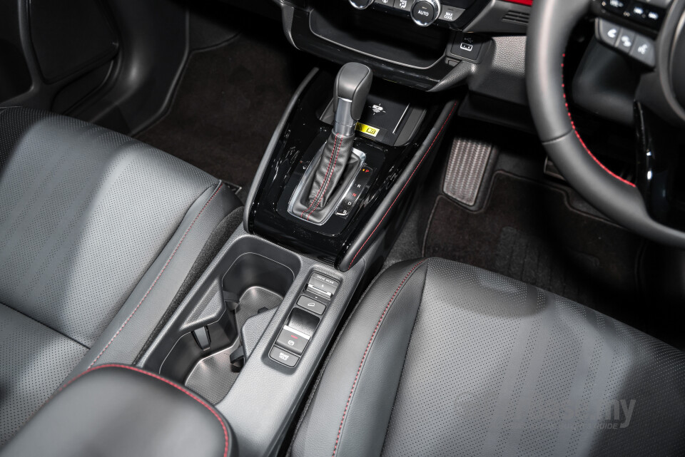 Honda HR-V RV Facelift (2025) Interior