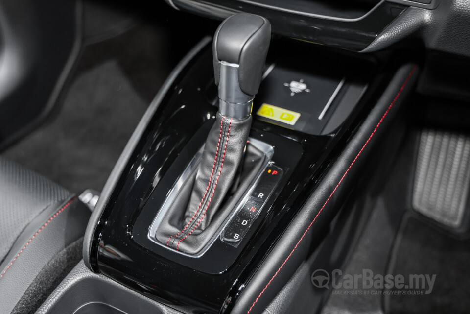Honda HR-V RV Facelift (2025) Interior