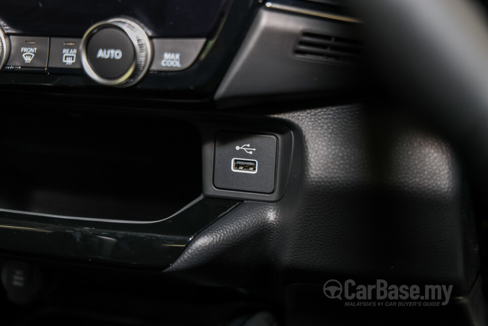Honda HR-V RV Facelift (2025) Interior