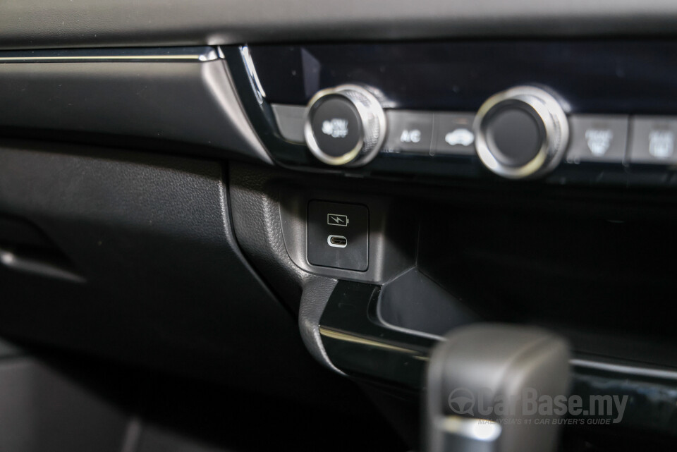 Honda HR-V RV Facelift (2025) Interior