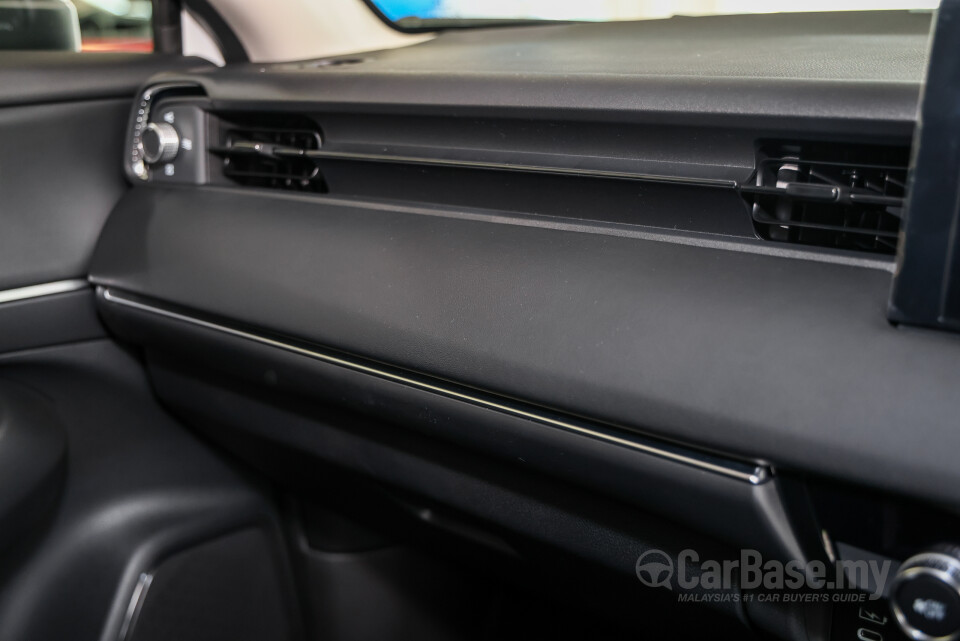 Honda HR-V RV Facelift (2025) Interior