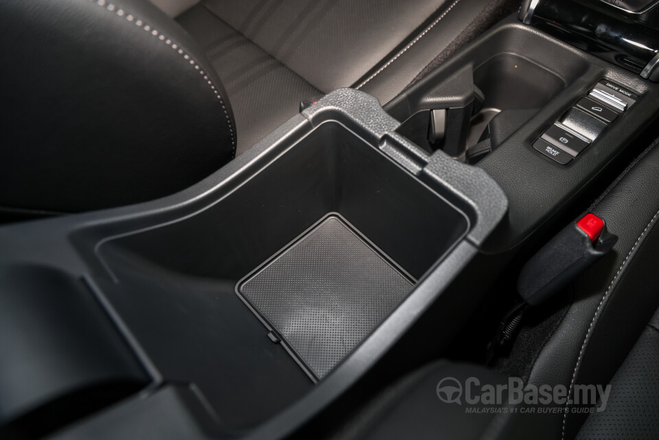 Honda HR-V RV Facelift (2025) Interior