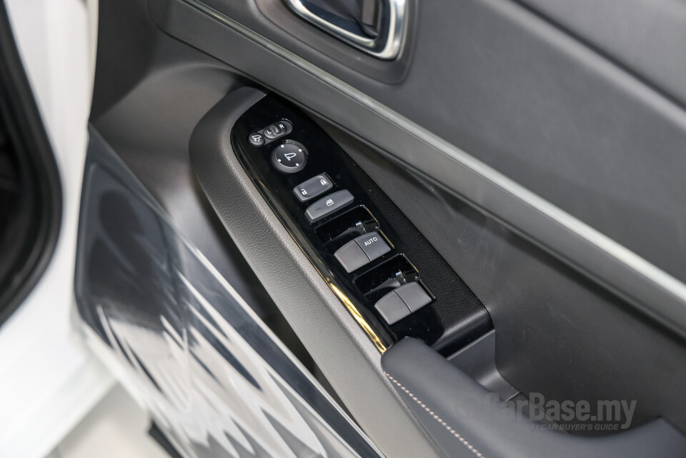 Honda HR-V RV Facelift (2025) Interior