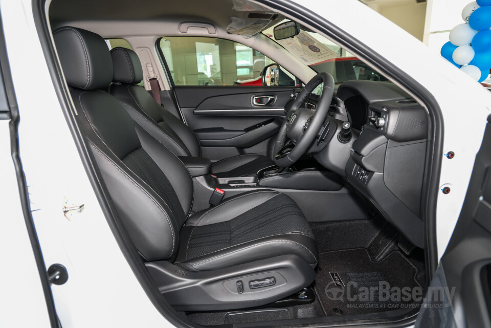 Honda HR-V RV Facelift (2025) Interior