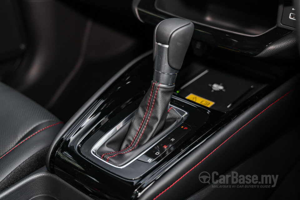 Honda HR-V RV Facelift (2025) Interior