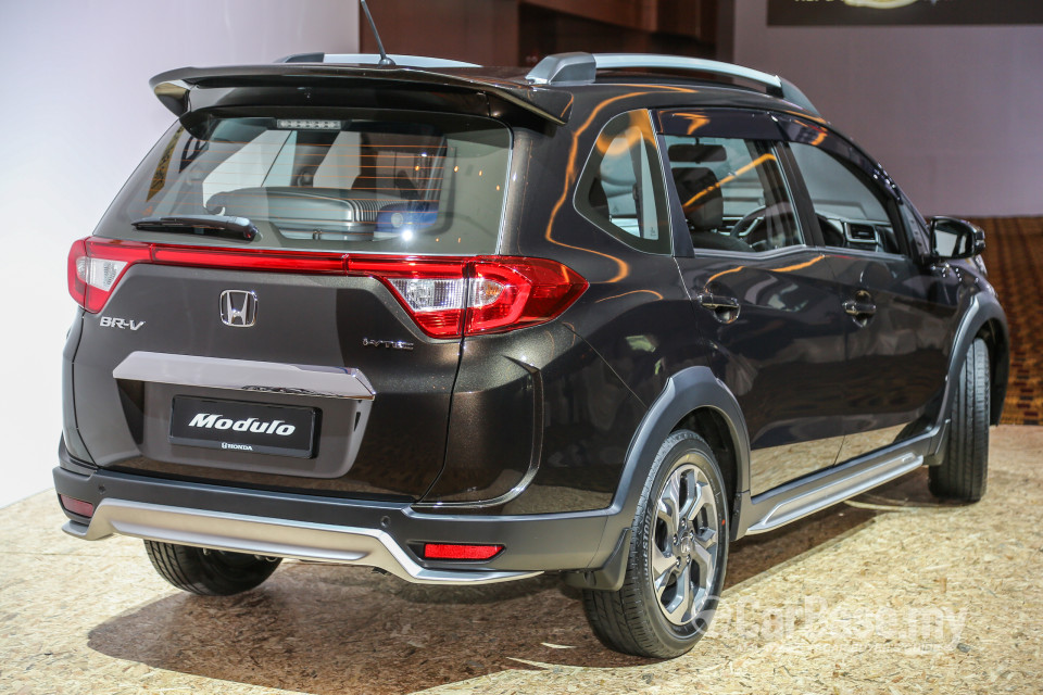 Honda BR-V 2SJ (2017) Exterior