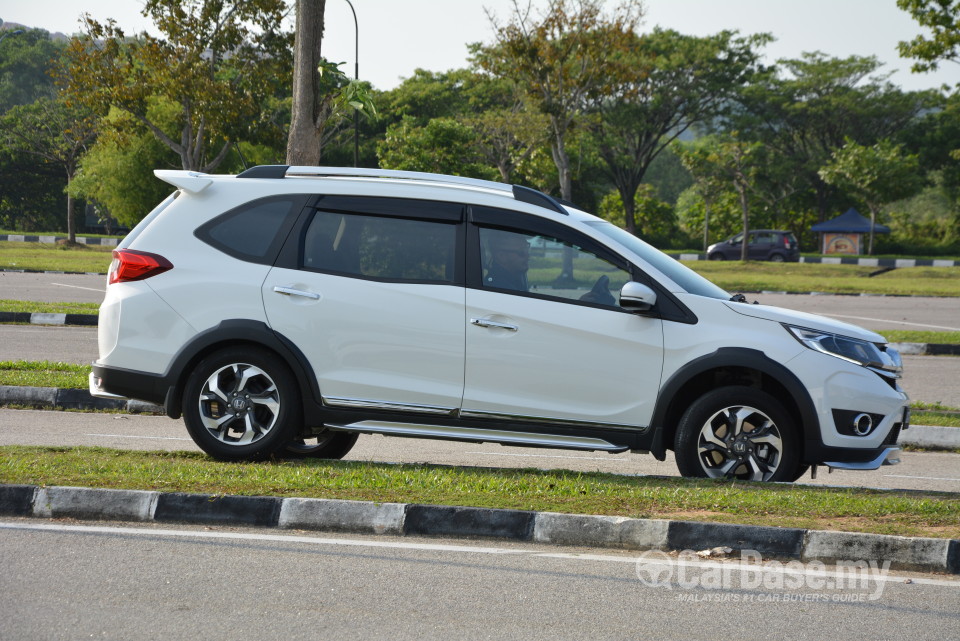 Honda BR-V 2SJ (2017) Exterior