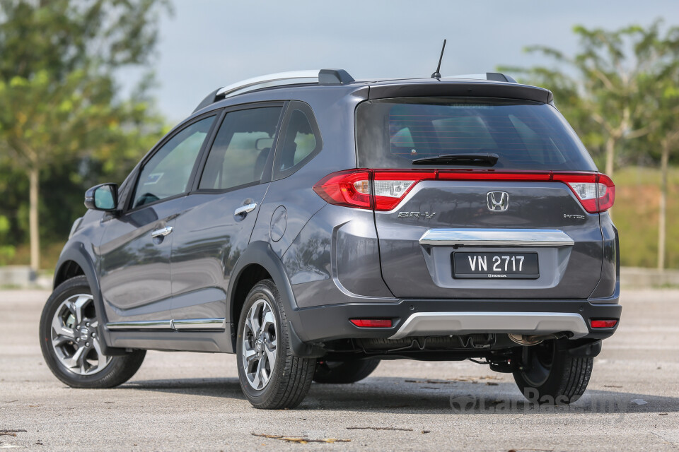 Proton Exora Mk1 RC (2019) Exterior