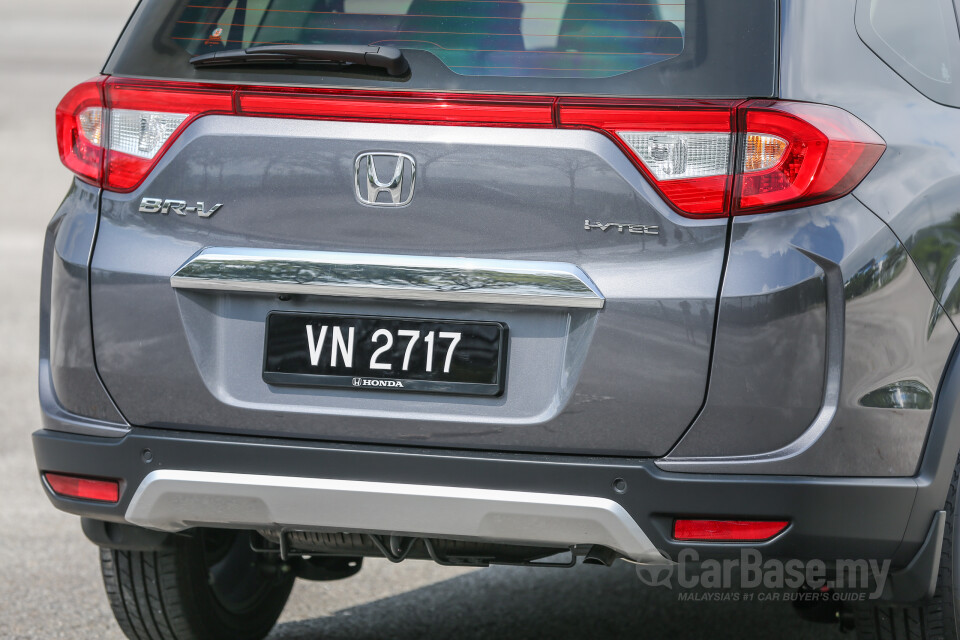 Subaru Outback BN (2015) Exterior