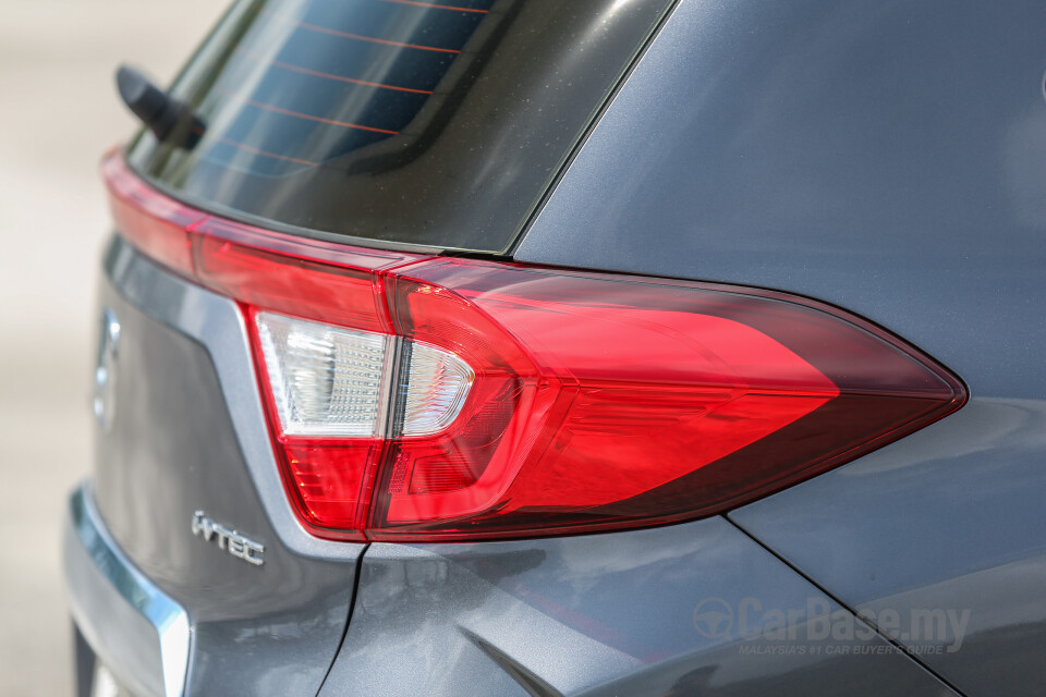 Mitsubishi Outlander RE Facelift (2016) Exterior