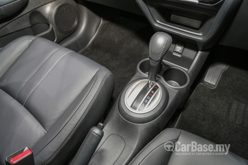 Honda BR-V 2SJ (2017) Interior