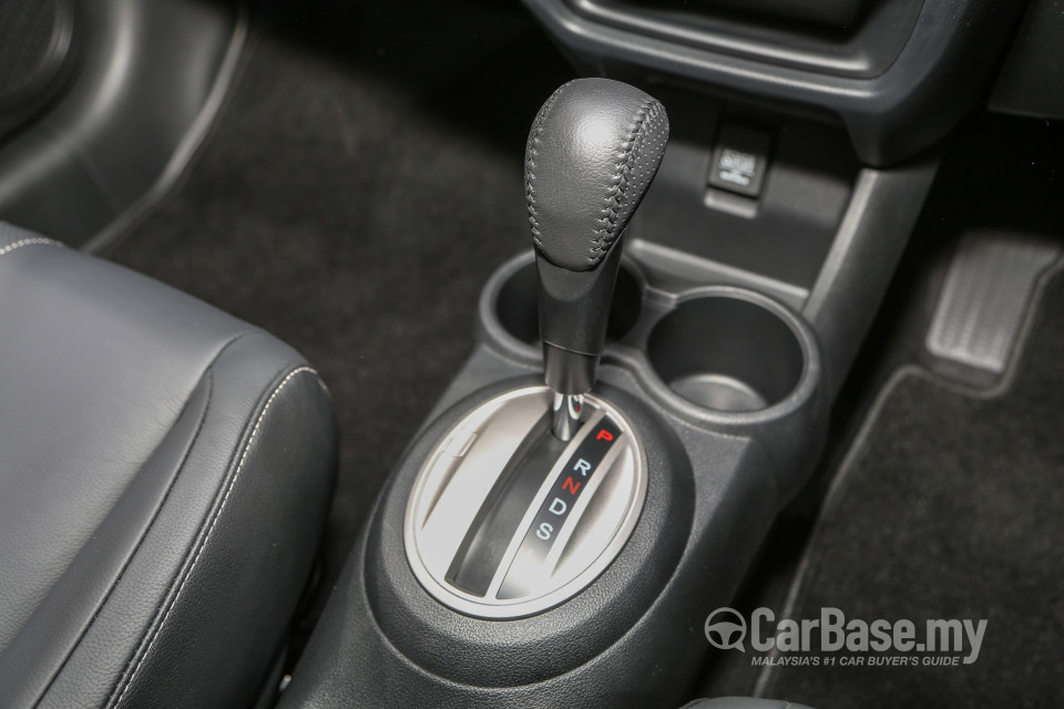 Honda BR-V 2SJ (2017) Interior