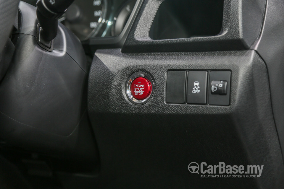 Honda BR-V 2SJ (2017) Interior