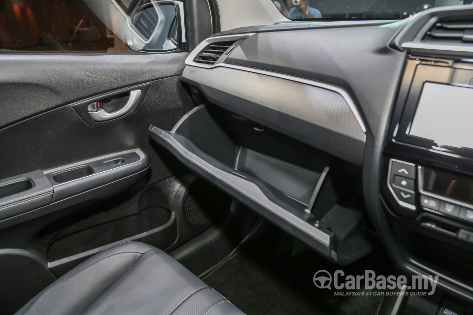 Honda BR-V 2SJ (2017) Interior