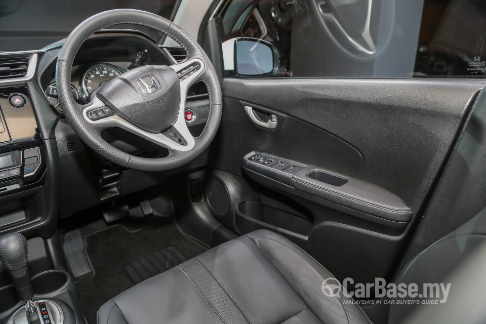 Honda BR-V 2SJ (2017) Interior