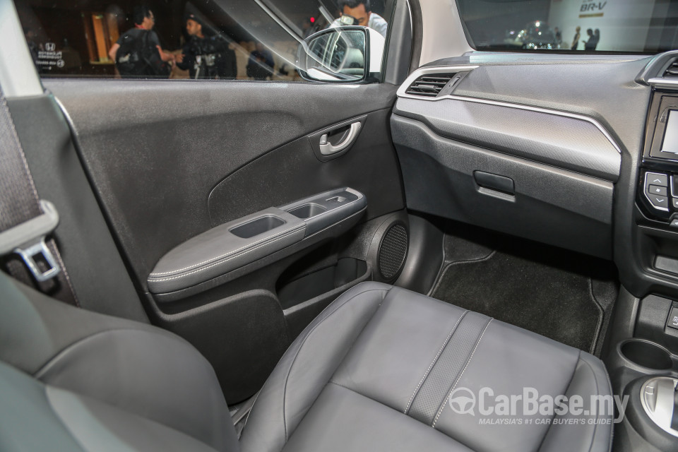 Honda BR-V 2SJ (2017) Interior