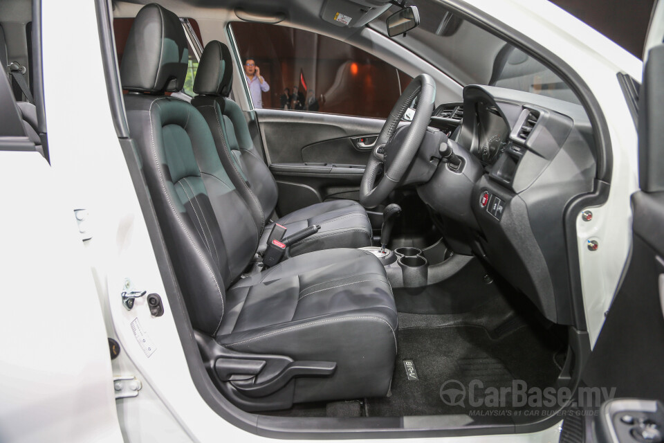 Honda Jazz GK Facelift (2017) Interior