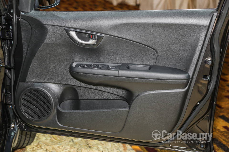 Honda BR-V 2SJ (2017) Interior