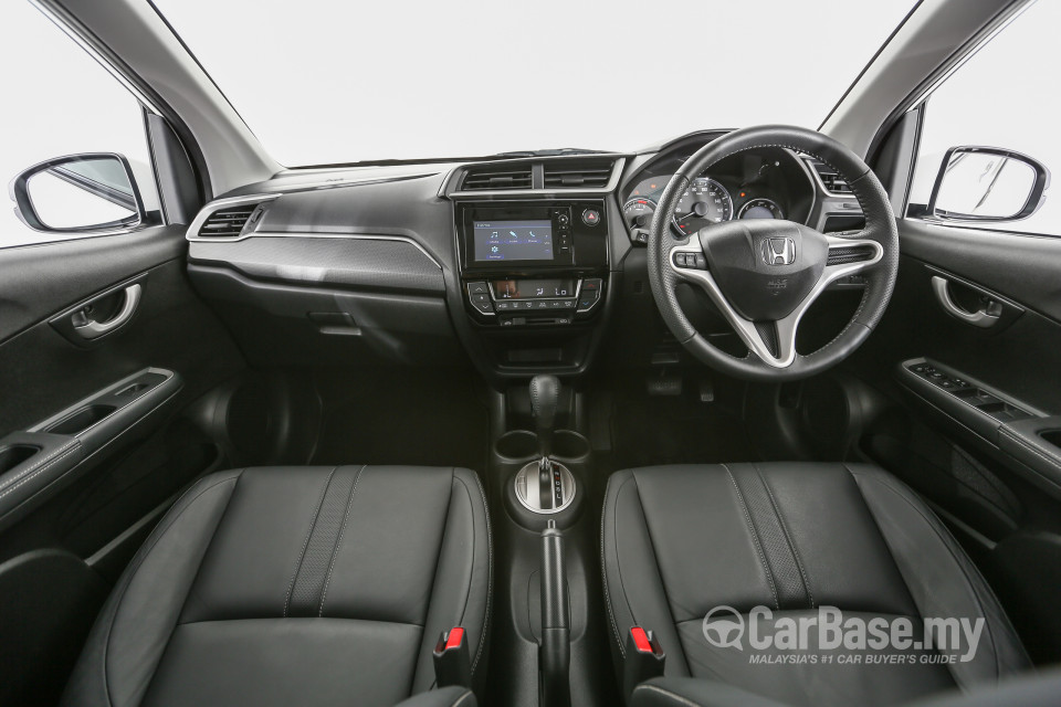 Honda BR-V 2SJ (2017) Interior