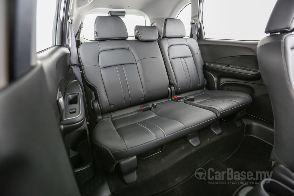 Nissan Navara D23 (2015) Interior