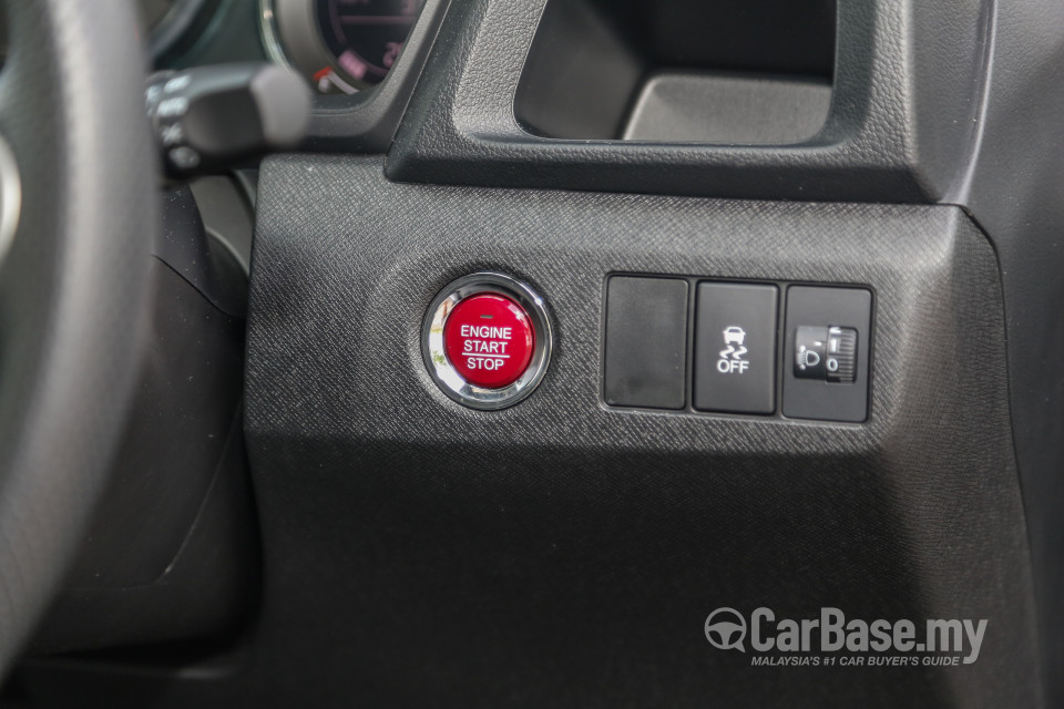 Honda BR-V 2SJ (2017) Interior