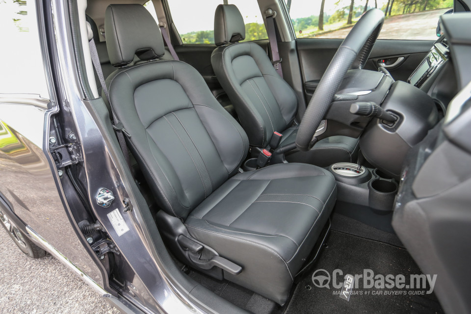 Honda BR-V 2SJ (2017) Interior
