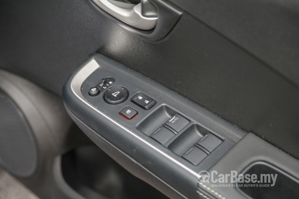 Honda BR-V 2SJ (2017) Interior