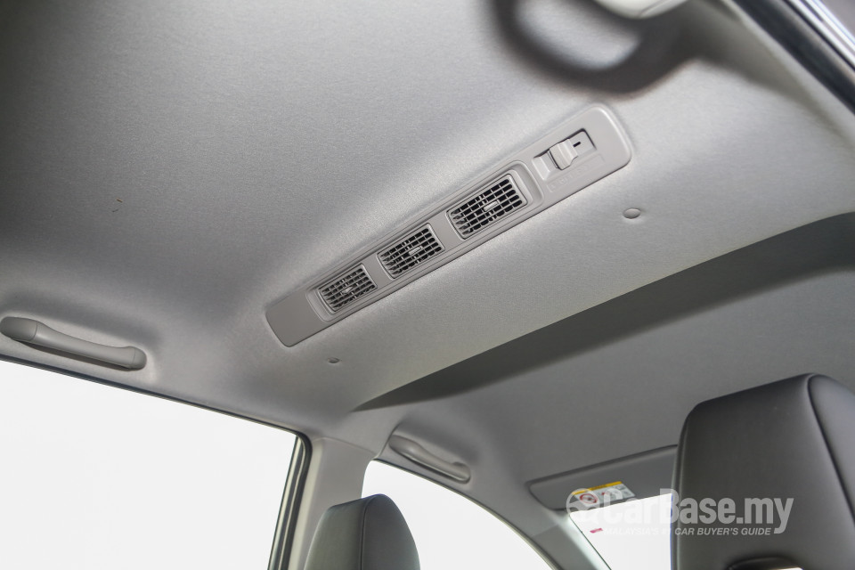 Honda BR-V 2SJ (2017) Interior