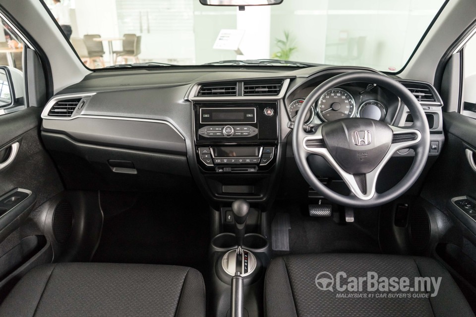 Honda BR-V 2SJ (2017) Interior