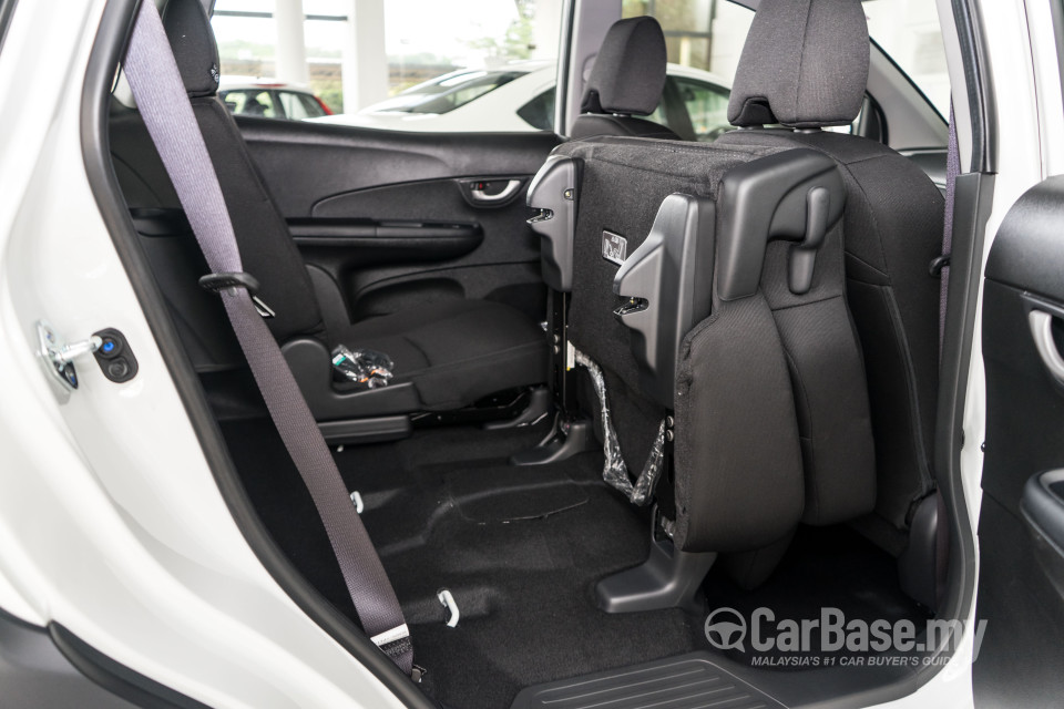 Honda BR-V 2SJ (2017) Interior