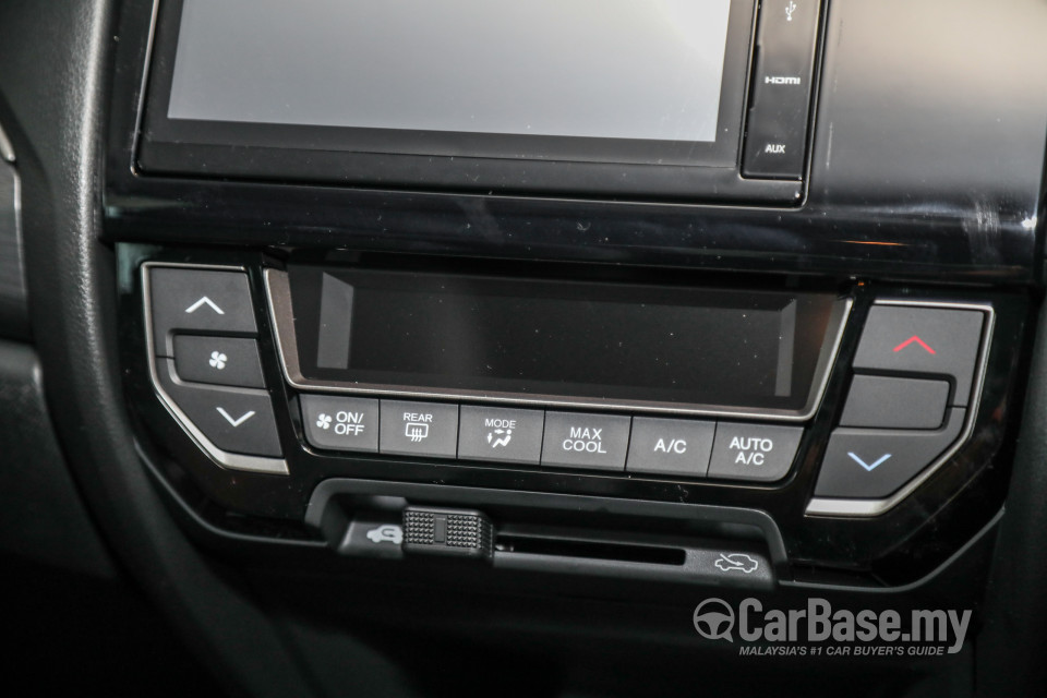 Honda BR-V 2SJ Facelift (2020) Interior