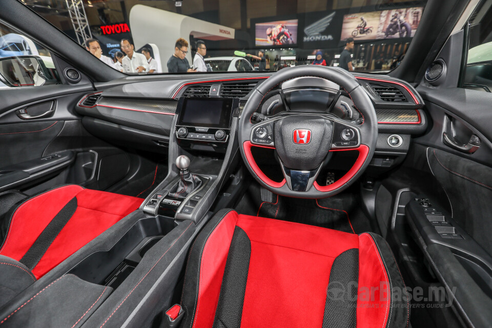 Mazda MX-5 ND (2015) Interior