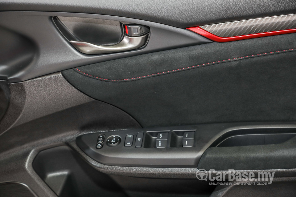 Honda Civic Type R FK8 (2017) Interior