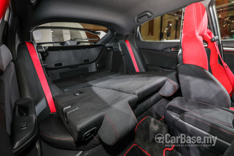 Honda Civic Type R FK8 (2017) Interior
