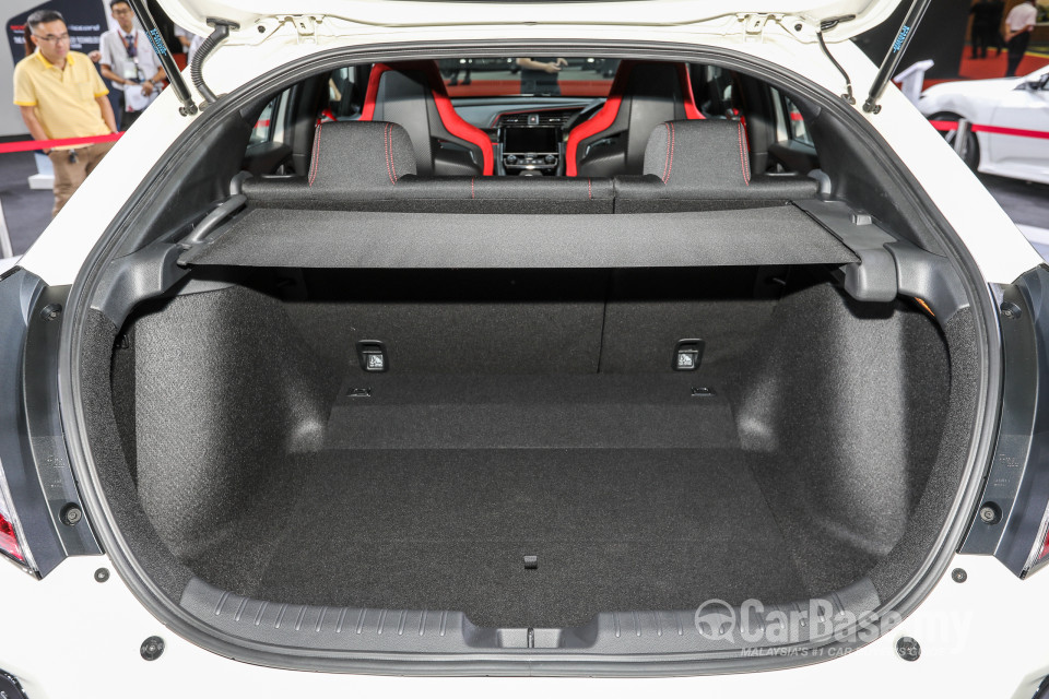 Honda Civic Type R FK8 (2017) Interior
