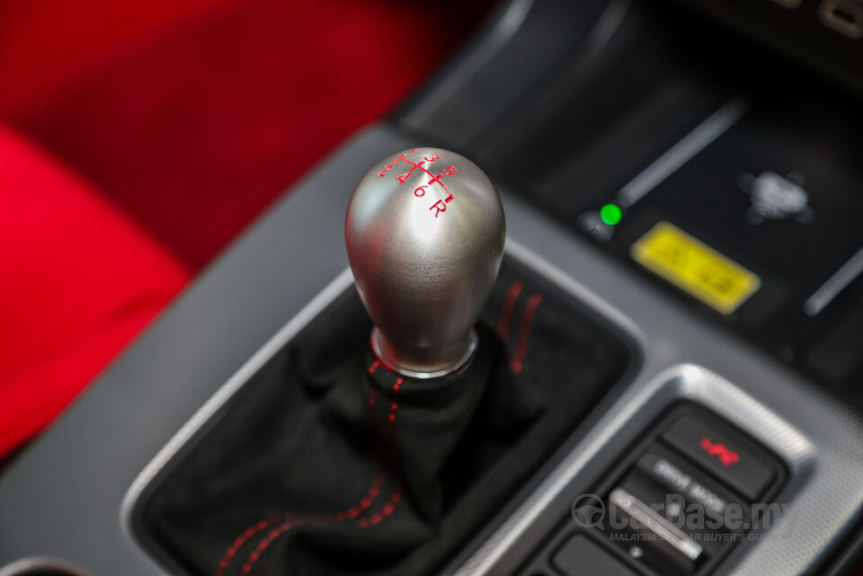 Honda Civic Type R FL5 (2023) Interior
