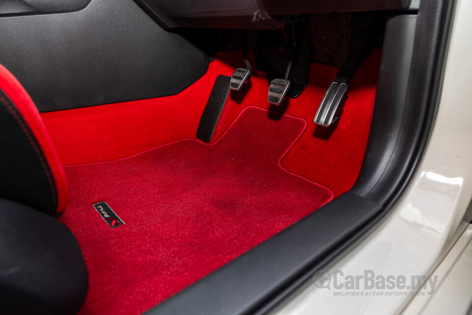 Honda Civic Type R FL5 (2023) Interior
