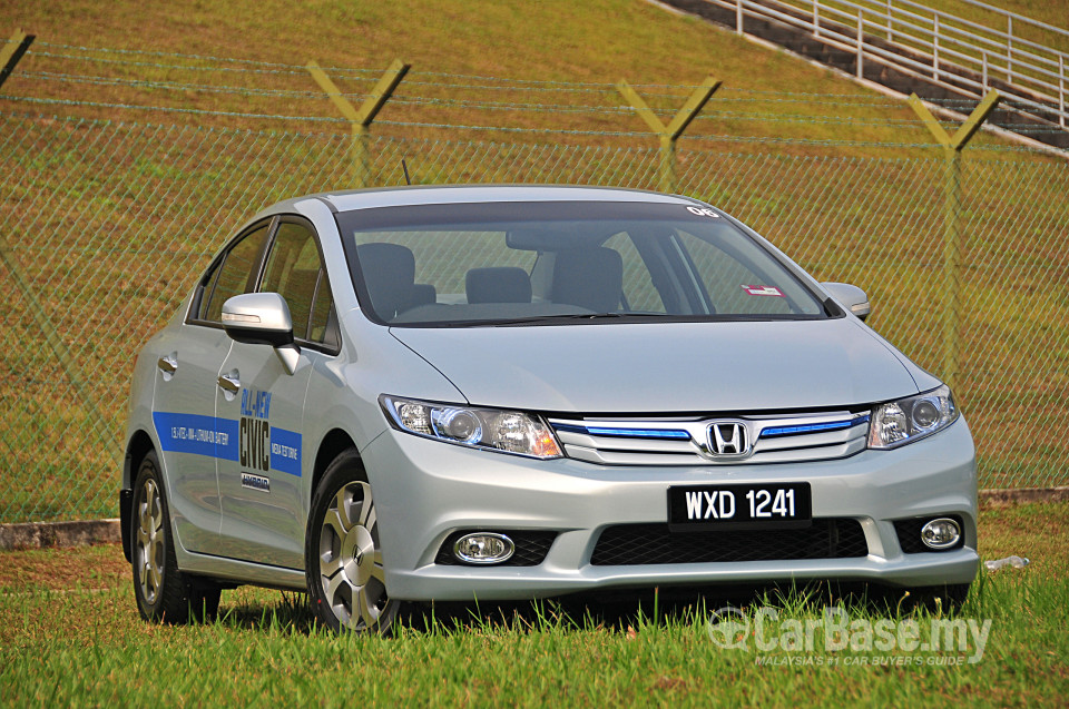 Honda Civic FB (2012) Exterior