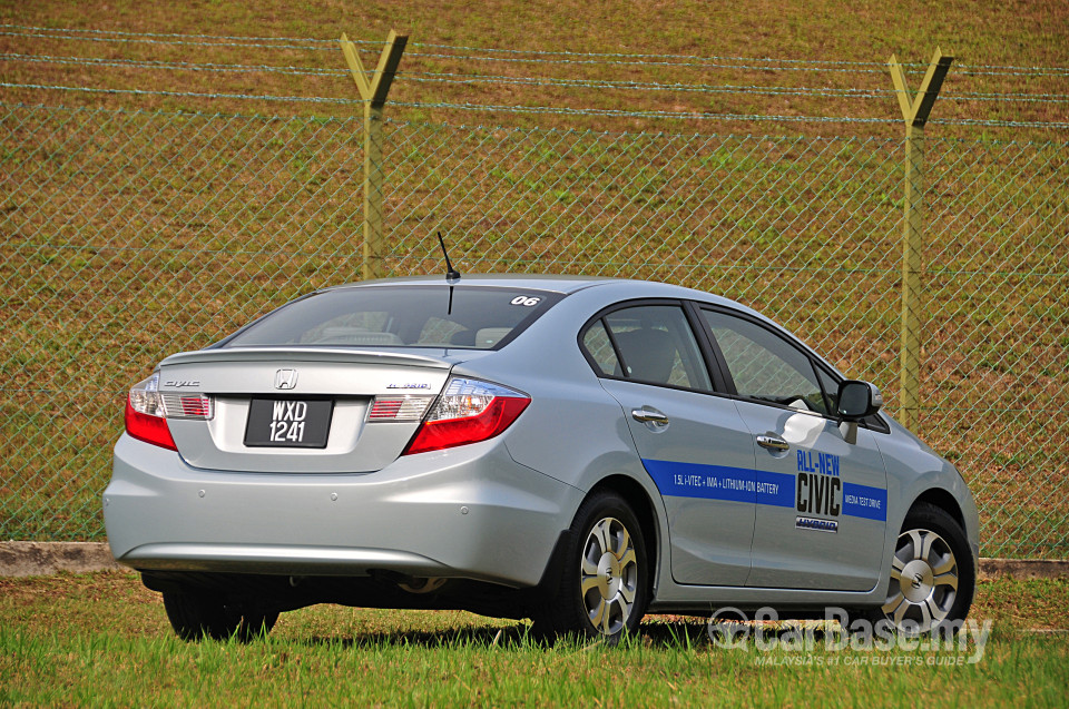 Honda Civic FB (2012) Exterior