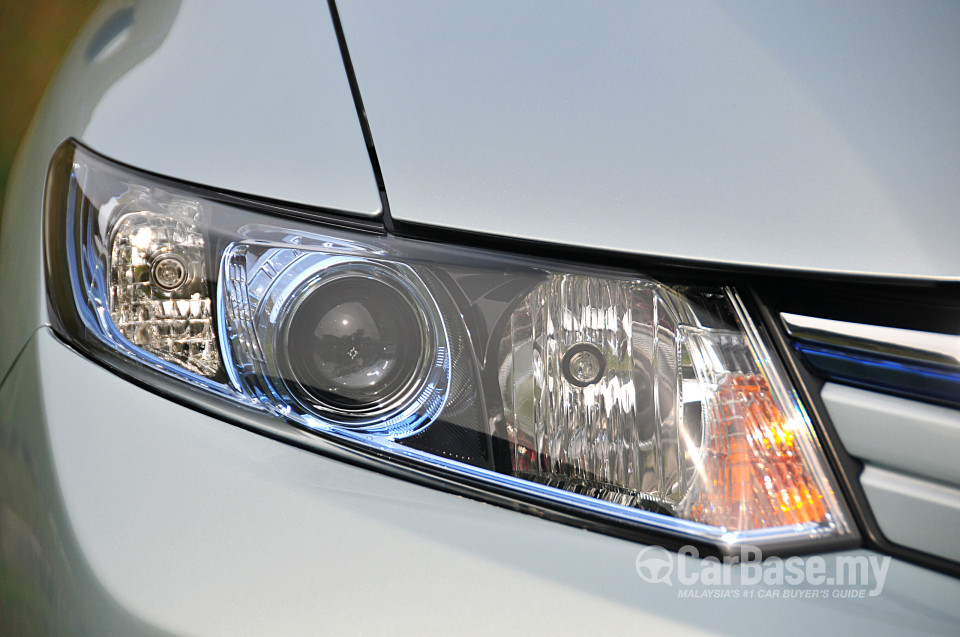 Honda Civic FB (2012) Exterior