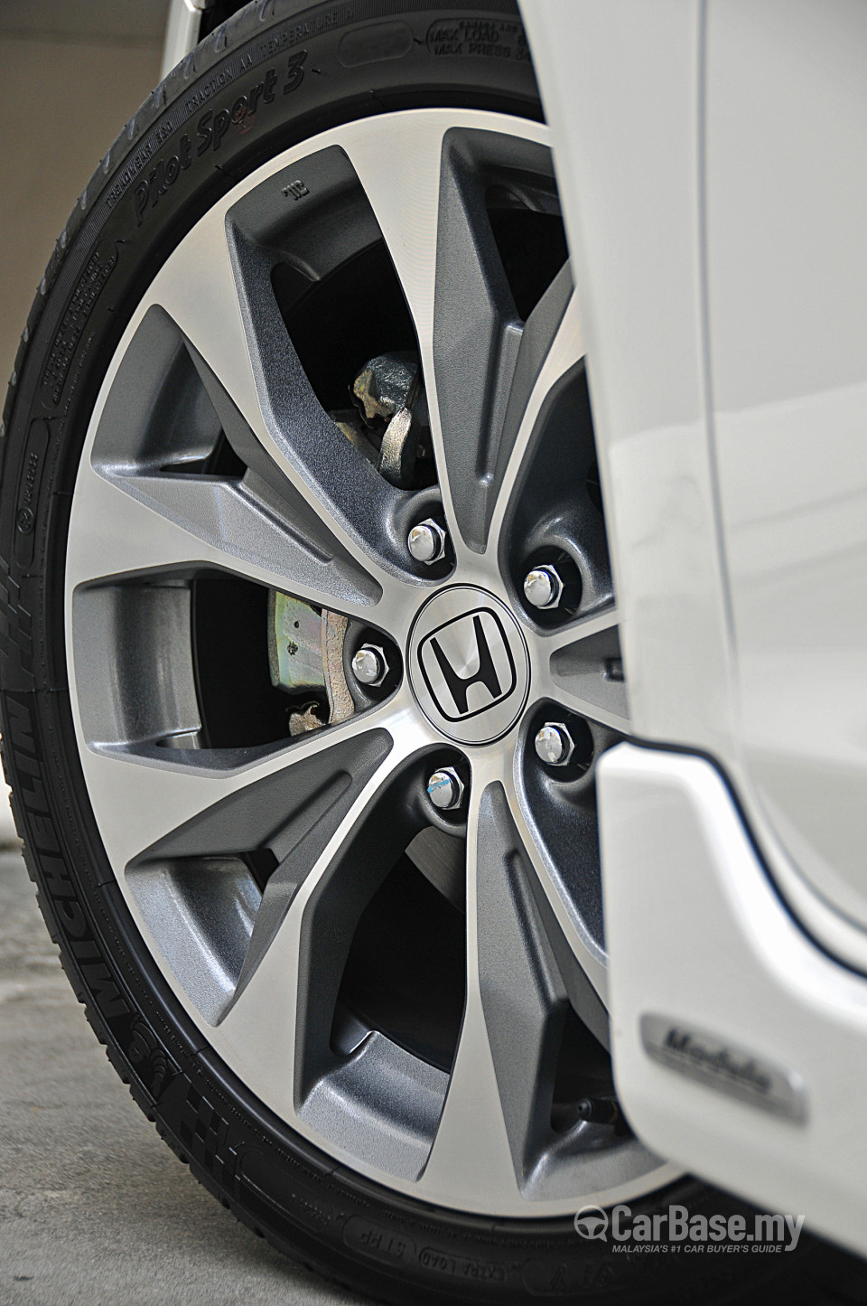 Honda Civic FB (2012) Exterior