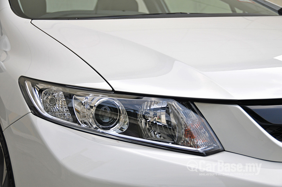Honda Civic FB (2012) Exterior